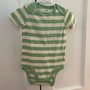 NWOT Size 24M Amazon Essentials Onesie